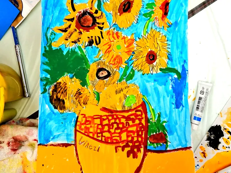 子供が描いたひまわりの絵